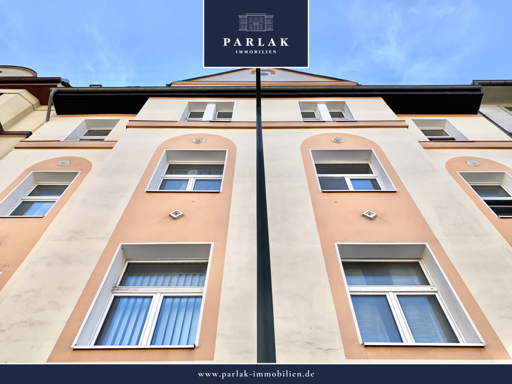 Saniertes Altbau-Mehrfamilienhaus mit Hinterhof-Lofts und Stellplätzen!, 40223 Düsseldorf, Haus