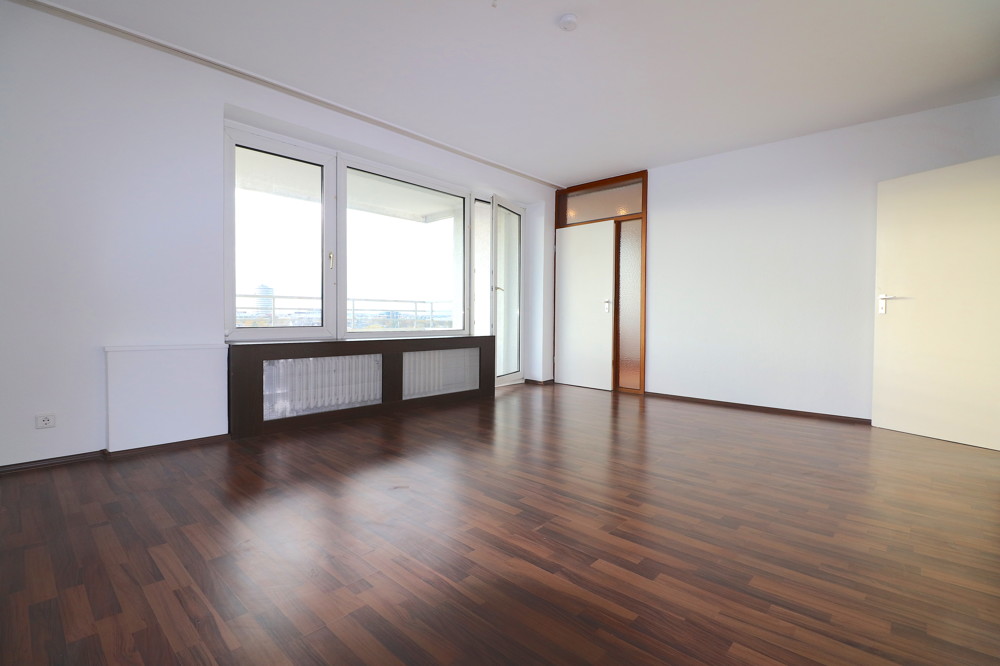 Modernes Wohnen mit Weitblick über Düsseldorf, 40547 Düsseldorf, Etagenwohnung