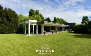 Repräsentatives Anwesen mit Potential am Schwarzbach, 40878 Ratingen, Haus