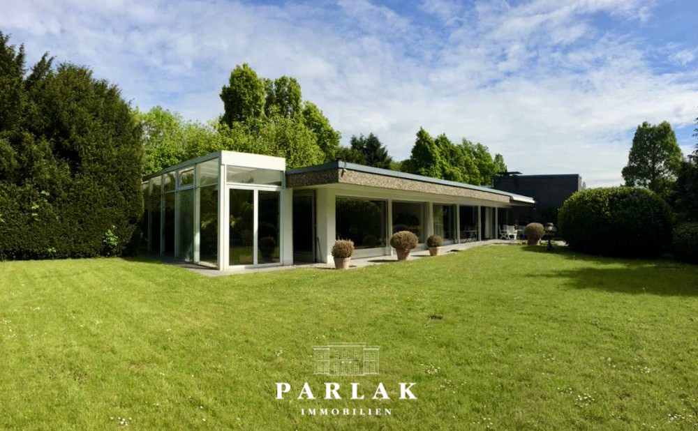 Repräsentatives Anwesen mit Potential am Schwarzbach, 40878 Ratingen, Haus